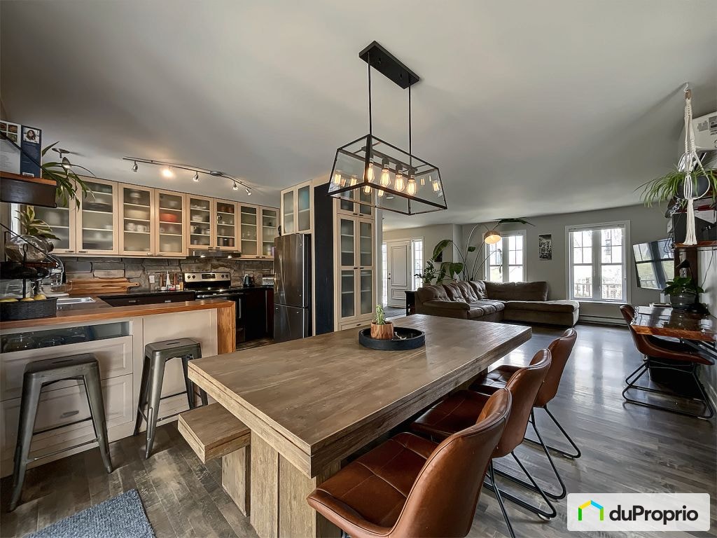 $792,000 - 2 Storey for sale in Prevost — photo 1