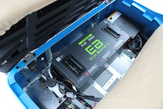 2024 Madjax X-Series 4-Passenger Lithium Powered Golf Cart in ATVs in Trenton - Image 8