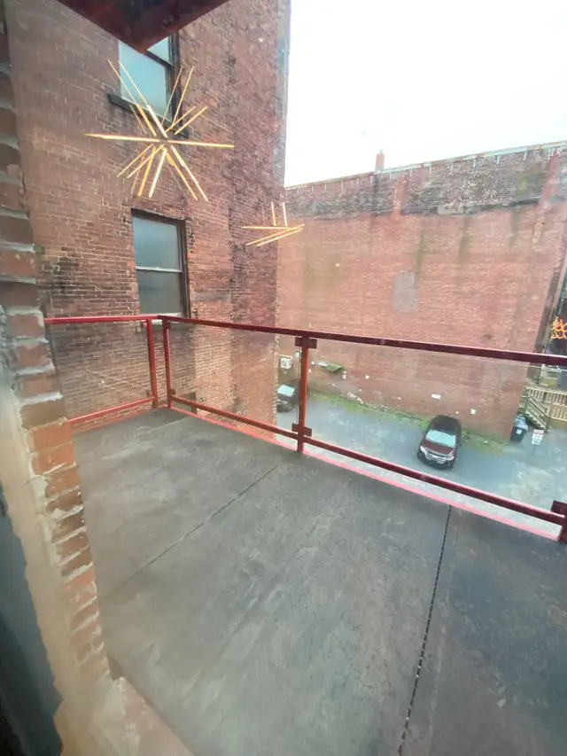 28 King Suite 501 in Long Term Rentals in Saint John - Image 10