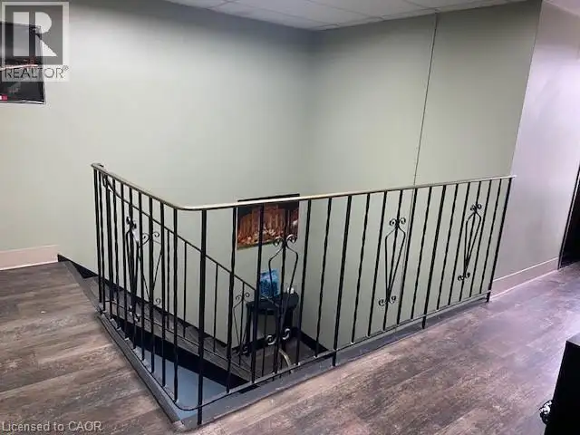 365 GRAYS Road Hamilton, Ontario in Commercial & Office Space for Rent in Oakville / Halton Region - Image 5