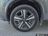 *ONE OWNER, CLEAN CARFAX, APPLE CAR PLAY, ANDROID AUTO, MOONROOF, HEATED SEATS.. * Featuring a 12.3-... (image 9)