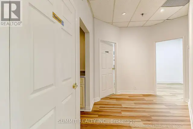 25 - 155 EAST BEAVER CREEK ROAD Richmond Hill (Beaver Creek Busi in Commercial & Office Space for Sale in Markham / York Region - Image 23