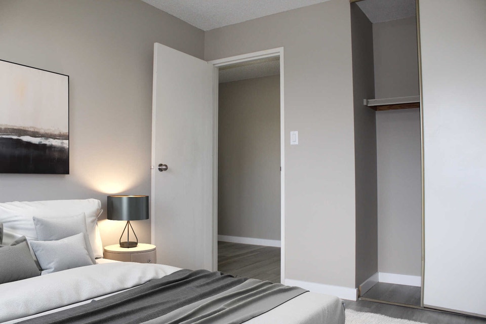 Mckercher, 8th Area Apartment For Rent 5
