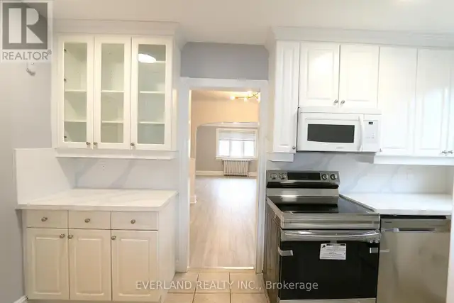 202 - 1753 BAYVIEW AVENUE Toronto (Leaside), Ontario in Long Term Rentals in City of Toronto - Image 25