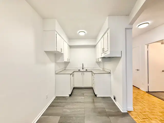 3 et demi à Verdun - électros et chauffage inclus - Dispo mtn in Long Term Rentals in City of Montréal - Image 4