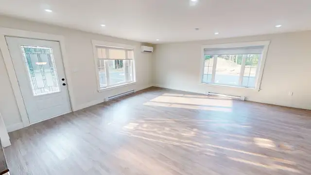 AUGUST 1ST- 2 BED, 1.5 BATH TOWNHOUSE- EN SUITE LAUNDRY63417637684099122