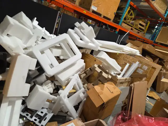 Free boxes for moving and storage while supplies last in Free Stuff in City of Toronto - Image 11
