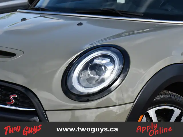 2019 MINI 5 Door S Emerald Grey Edition | Auto | New Tires | Pan in Cars & Trucks in St. Catharines - Image 4