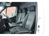 4X4 - RARE FIND SPRINTER 170 FULL SIZE - 4X4!!! 2019 MERCEDES SPRINTER 2500 - HIGH ROOF -- 4X4 WITH... (image 5)