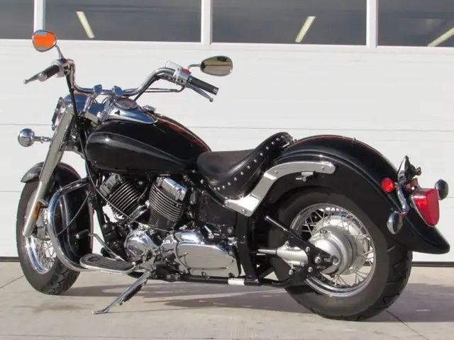 2009 Yamaha V-Star 650 Classic in Sport Bikes in Leamington - Image 7