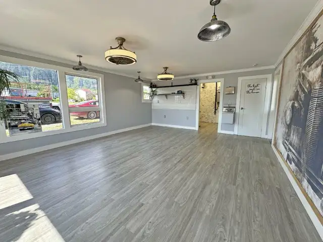 Commercial Property for Lease - 4 Baker Road, Red Rock, ON in Commercial & Office Space for Sale in Thunder Bay - Image 9