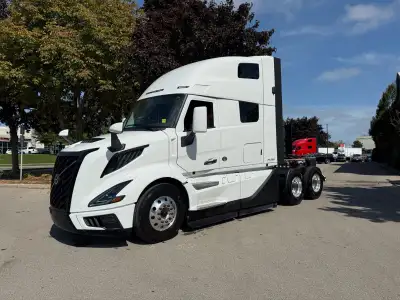 EXPERIENCED TEAM AZ DRIVERS ONLY – 2027 VOLVO – CROSS-BORDER, View more