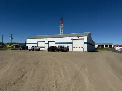 2 Acres with 5,160 sq ft industrial building located in Brazeau County on corner lot 5206 62 St. Bui...