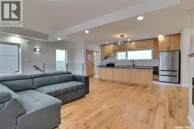 716 Emerald Park ROAD Edenwold Rm No.158, Saskatchewan in Houses for Sale in Regina - Image 8