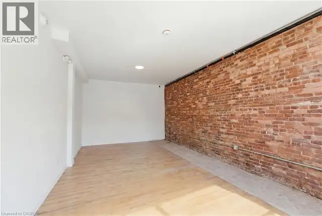 45 WELLINGTON Street N Hamilton, Ontario in Houses for Sale in Kitchener / Waterloo - Image 16
