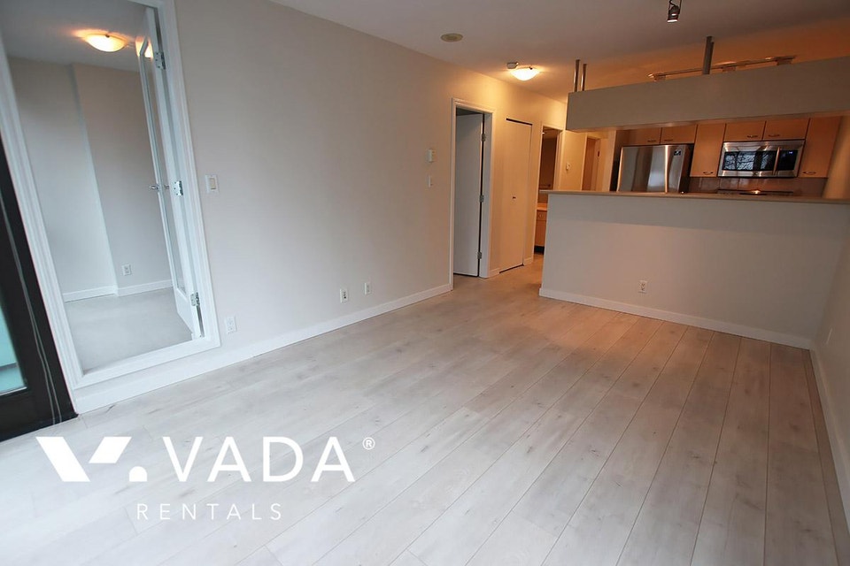 The Lions 1 BR APT Rental 401-1331 Alberni St Vancouver: VADA 2