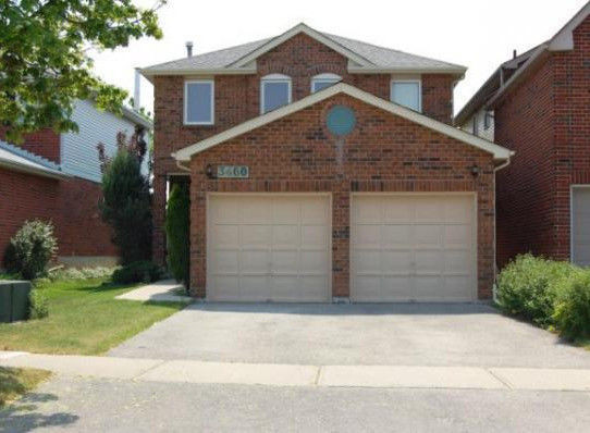 PUBLIC ACCESS- BANK FORECLOSURE HOME -MUST SELL IN 30 DAYS in Houses for Sale in Mississauga / Peel Region