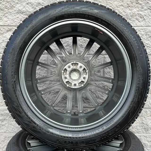 (95%) 4x 255/50R20 Nokian Winters w/ BMW X5/X6 Wheels + TPMS in Tires & Rims in City of Toronto - Image 9