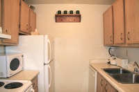 SPACIOUS 2 BEDROOM APARTMENT FOR RENT IN OWEN SOUND! SELECT APARTMENTS REVITALIZED WITH MODERN FINIS... (image 1)