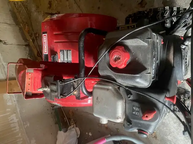 Craftsman 27"14.5 HP Snowblower in Snowblowers in Mississauga / Peel Region - Image 8