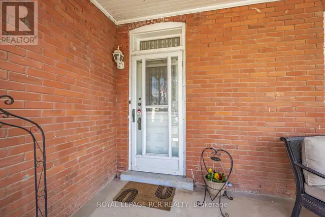 317 MAIN STREET E Shelburne, Ontario in Houses for Sale in Barrie - Image 4
