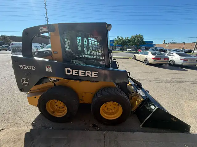 2011 John Deere Skid Steer or Lease to own Estimate $418.93/mo in Heavy Equipment in Mississauga / Peel Region - Image 8
