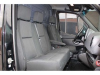 2020 MERCEDES SPRINTER - LOW ROOF!!! 3.0L V6 DIESEL ENGINE!!! 3 SEATER !!! ONLY 136,000 KM , YES , O... (image 4)