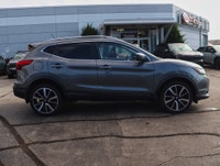 This accident-free 2018 Nissan Qashqai SL AWD comes with the kind of history pre-owned buyers want t... (image 2)