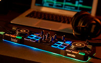 Hercules - DJ Contol Starlight DJ Controller w/Serato