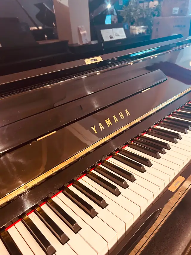 PIANO YAMAHA U3H (1979) in Pianos & Keyboards in City of Montréal - Image 3