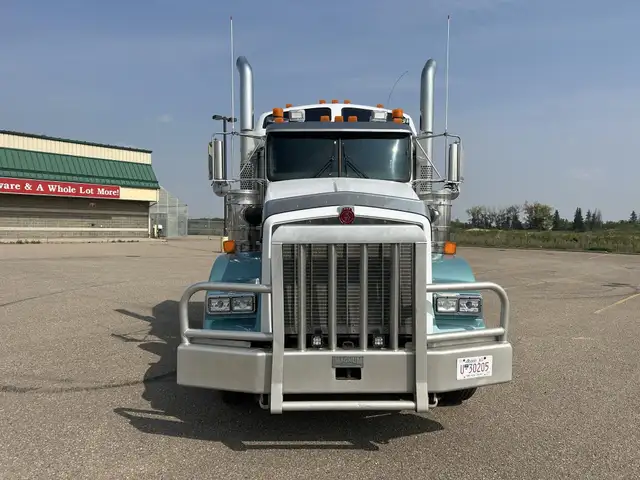 2015 KENWORTH T800 in Heavy Trucks in Saskatoon - Image 3