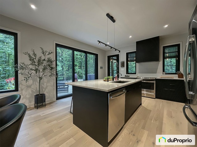 $1,049,900 - 2 Storey for sale in Ste-Mélanie — photo 3