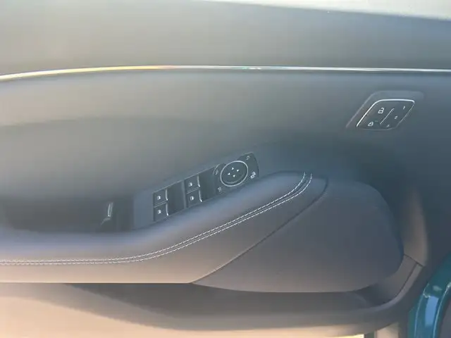 2026 Ford Mustang Mach-E Select5896387134652518415