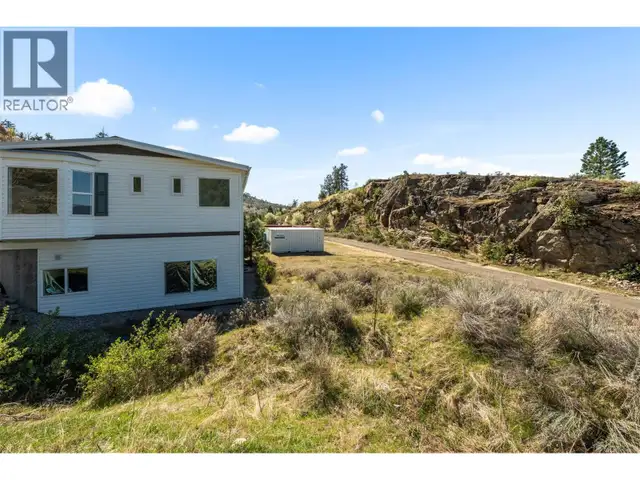 138 SALIKEN Drive Penticton, British Columbia in Houses for Sale in Penticton - Image 22
