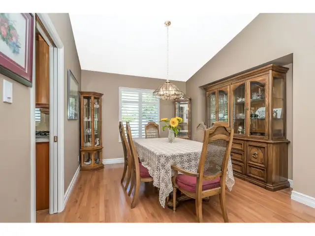 15475 KILMORE COURT Surrey, British Columbia in Houses for Sale in Delta/Surrey/Langley - Image 15