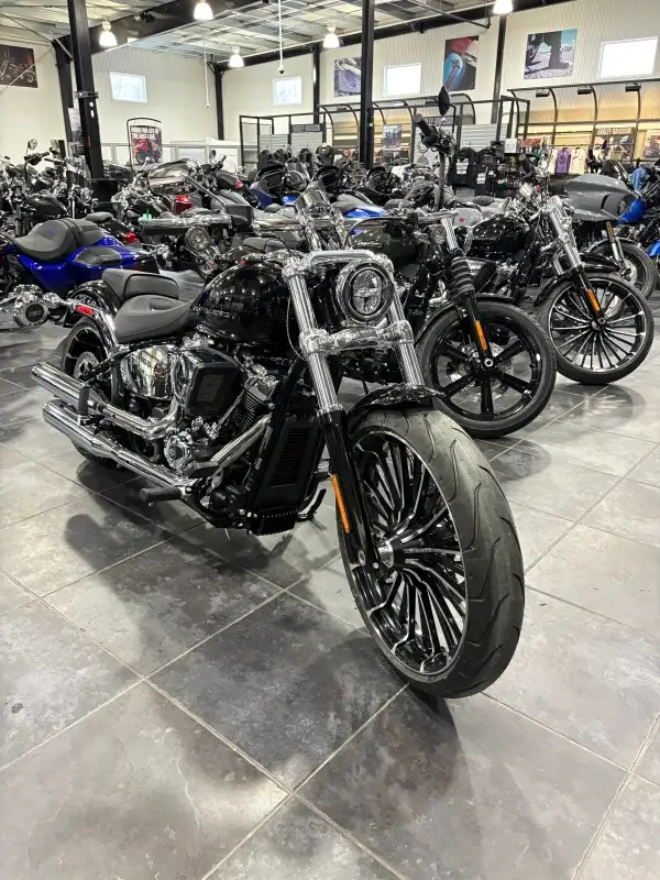 2026 Harley-Davidson Breakout in Street, Cruisers & Choppers in Sudbury - Image 2