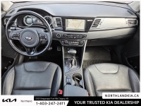 2019 Kia Niro SX Touring Ready for anything, from the streets of Calgary to the highways of Alberta,... (image 9)