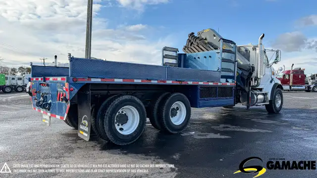 2007 STERLING LT9500 BOOM TRUCK / CRANE TRUCK in Heavy Trucks in Oshawa / Durham Region - Image 6