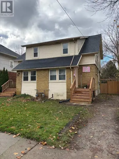 MOVE IN CONDITION 2 STOREY SEMI-DETACHED IN DESIREABLE LOCATION. THIS HOME IS COMPLETELY REMODELLED...