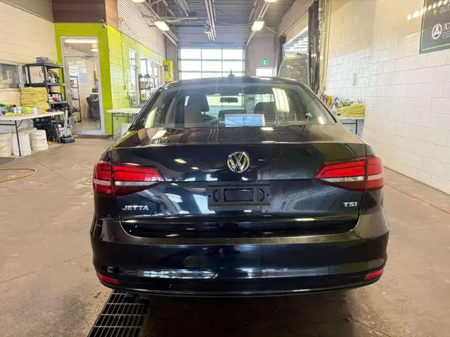 2017 Volkswagen Jetta Trendline598698420706355203