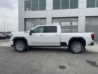 AMVIC Licensed Dealer GMC Premium Infotainment w/ Navigation | Duramax 6.6L V8 Turbo-Diesel | Techno... (image 4)
