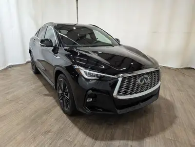 No Accidents, Locally Owned Vehicle! Experience the elegance of the 2022 INFINITI QX55 ESSENTIAL Pro...