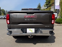 4WD Crew Cab 157 SLE ... Engine: Gas V8 5.3L/ Safety Equipment Airbags, Dual-stage frontal airbags f... (image 3)