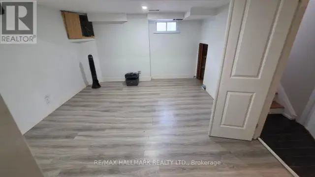 888 KROSNO BOULEVARD Pickering (Bay Ridges), Ontario in Long Term Rentals in Oshawa / Durham Region - Image 22
