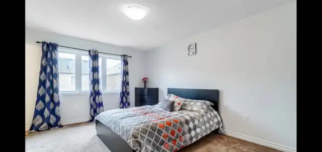 Shared Master bedroom in Brampton Townhome