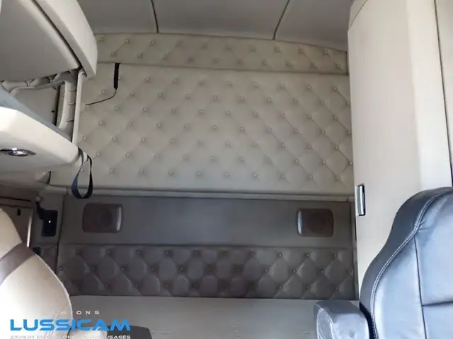 2020 Kenworth T680 in Heavy Equipment in Longueuil / South Shore - Image 27