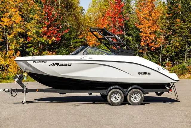 2023 Yamaha AR220 in Powerboats & Motorboats in Rimouski / Bas-St-Laurent - Image 10