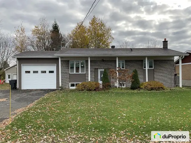 $465,000 - Bungalow for sale in Drummondville (St-Nicéphore) in Houses for Sale in Drummondville - Image 2