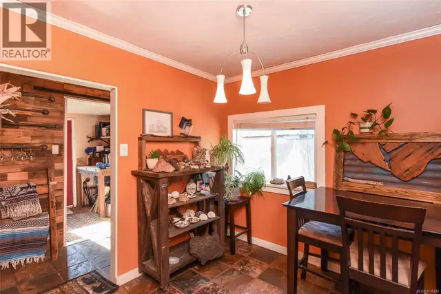 2767 Ulverston Ave Cumberland, British Columbia in Houses for Sale in Comox / Courtenay / Cumberland - Image 17