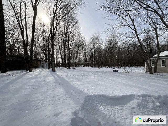 $225,000 - Mobile home for sale in St-Apollinaire — photo 1